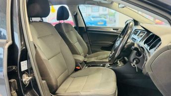 Volkswagen Golf 1.6 TDI BlueMotion Tech SE DSG Euro 5 (s/s) 5dr