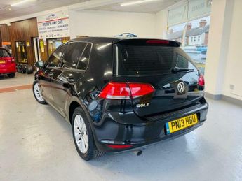 Volkswagen Golf 1.6 TDI BlueMotion Tech SE DSG Euro 5 (s/s) 5dr