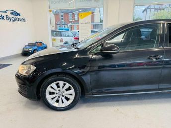 Volkswagen Golf 1.6 TDI BlueMotion Tech SE DSG Euro 5 (s/s) 5dr