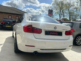BMW 3 SERIES 2.0 320d Sport Auto Euro 5 (s/s) 4dr