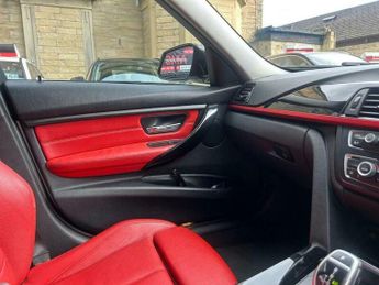 BMW 3 SERIES 2.0 320d Sport Auto Euro 5 (s/s) 4dr