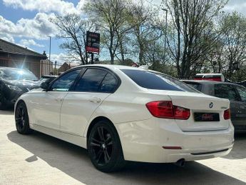 BMW 3 SERIES 2.0 320d Sport Auto Euro 5 (s/s) 4dr