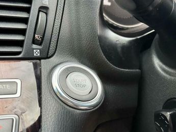 Infiniti M 3.5 35h V6 GT Premium Auto Euro 5 (s/s) 4dr