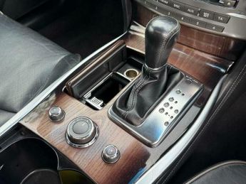 Infiniti M 3.5 35h V6 GT Premium Auto Euro 5 (s/s) 4dr