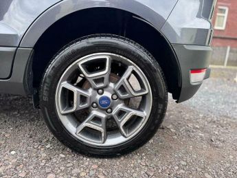 Ford ECOSPORT 1.0T EcoBoost Titanium 2WD Euro 5 (s/s) 5dr