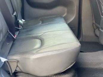 Nissan Navara 2.5 dCi Tekna Auto 4WD Euro 5 4dr