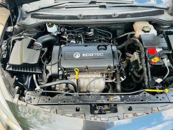 Vauxhall Astra 1.6i SRi Euro 6 5dr