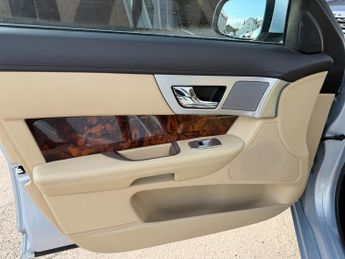 Jaguar XF D LUXURY SPORTBRAKE-AUTO, ONLY 76622 MILES, FULL SERVICE HISTORY