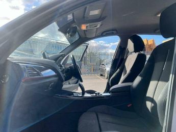 BMW 1 SERIES 2.0 118d Sport Auto Euro 5 (s/s) 5dr