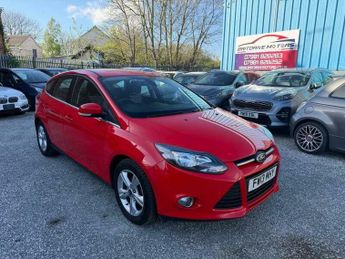 Ford Focus 1.0T EcoBoost Zetec Euro 5 (s/s) 5dr