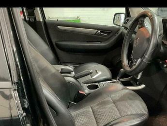 Mercedes-Benz A Class 1.5 A160 Avantgarde SE CVT 5dr