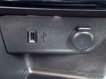 Vauxhall Corsa 50kWh Elite Nav Premium Auto 5dr (7.4Kw Charger)