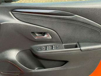 Vauxhall Corsa 50kWh Elite Nav Premium Auto 5dr (7.4Kw Charger)