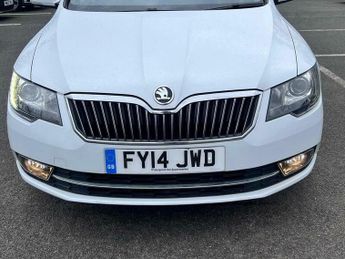 Skoda Superb 2.0 TDI Elegance DSG Euro 5 (s/s) 5dr