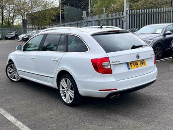 Skoda Superb 2.0 TDI Elegance DSG Euro 5 (s/s) 5dr