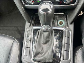 Skoda Superb 2.0 TDI Elegance DSG Euro 5 (s/s) 5dr