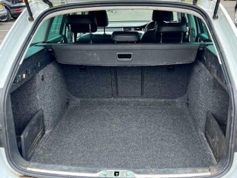 Skoda Superb 2.0 TDI Elegance DSG Euro 5 (s/s) 5dr