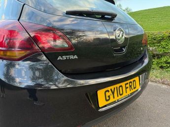 Vauxhall Astra 1.6 16v SRi Auto Euro 5 5dr