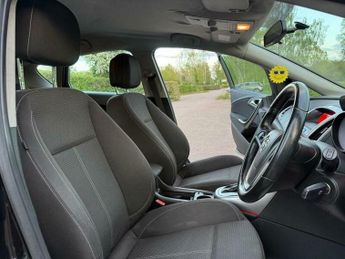 Vauxhall Astra 1.6 16v SRi Auto Euro 5 5dr