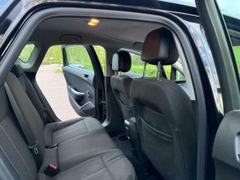 Vauxhall Astra 1.6 16v SRi Auto Euro 5 5dr