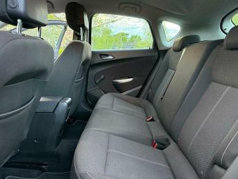 Vauxhall Astra 1.6 16v SRi Auto Euro 5 5dr