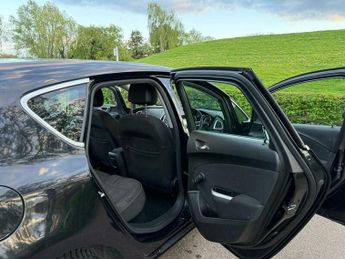 Vauxhall Astra 1.6 16v SRi Auto Euro 5 5dr