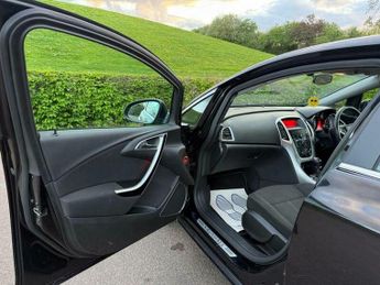 Vauxhall Astra 1.6 16v SRi Auto Euro 5 5dr
