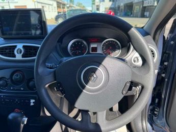 Renault Clio 1.6 VVT Expression Auto Euro 5 5dr