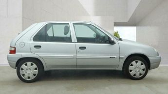 Citroen Ax 1.1i Desire 5dr