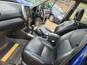 Toyota RAV4 2.0 VVT-i XT4 4WD 5dr