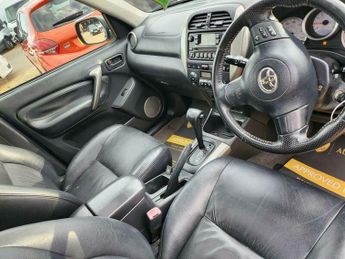 Toyota RAV4 2.0 VVT-i XT4 4WD 5dr