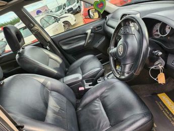 Toyota RAV4 2.0 VVT-i XT4 4WD 5dr