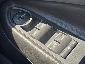 Ford Kuga 2.0 TDCi Zetec Powershift AWD Euro 6 (s/s) 5dr