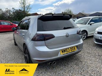 Volkswagen Golf SE TDI BLUEMOTION TECHNOLOGY DSG