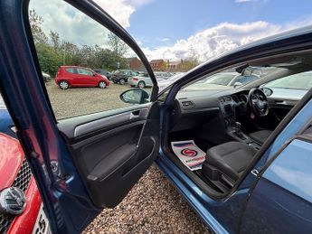 Volkswagen Golf SE TSI BLUEMOTION TECHNOLOGY DSG