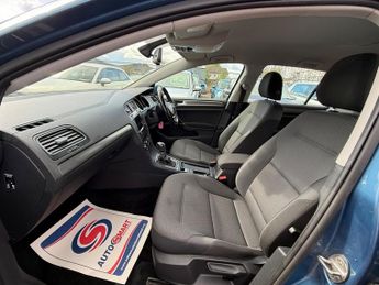 Volkswagen Golf SE TSI BLUEMOTION TECHNOLOGY DSG