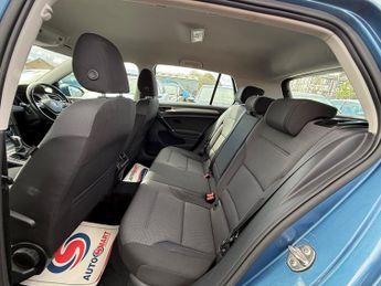 Volkswagen Golf SE TSI BLUEMOTION TECHNOLOGY DSG