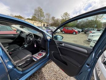 Volkswagen Golf SE TSI BLUEMOTION TECHNOLOGY DSG