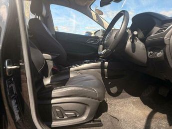 MG MG5 61.1kWh SE Long Range Auto 5dr