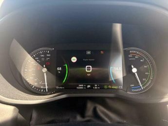 MG MG5 61.1kWh SE Long Range Auto 5dr