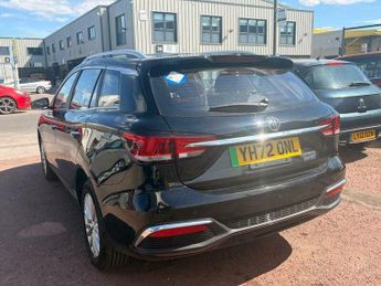 MG MG5 61.1kWh SE Long Range Auto 5dr