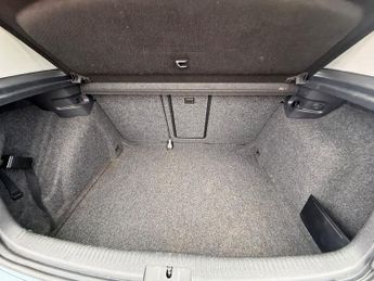 Volkswagen Golf SE TDI DSG