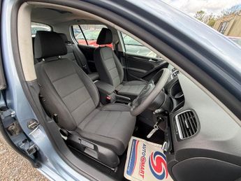 Volkswagen Golf SE TDI DSG