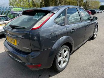 Ford Focus 1.6 Zetec S 5dr