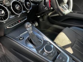 Audi TT TFSI QUATTRO S LINE