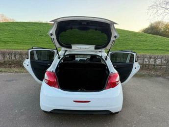 Peugeot 208 1.6 VTi Allure Auto Euro 5 5dr