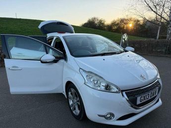 Peugeot 208 1.6 VTi Allure Auto Euro 5 5dr