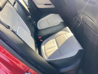 Jaguar XE 2.0 GTDi R-Sport Saloon 4dr Petrol Auto Euro 6 (s/s) (240 ps)