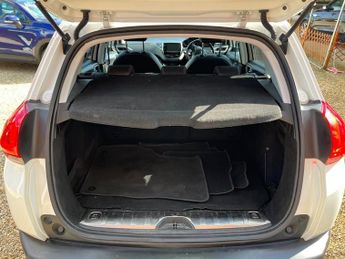 Peugeot 2008 BLUE HDI S/S ALLURE