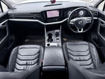 Volkswagen Touareg V6 SEL TDI